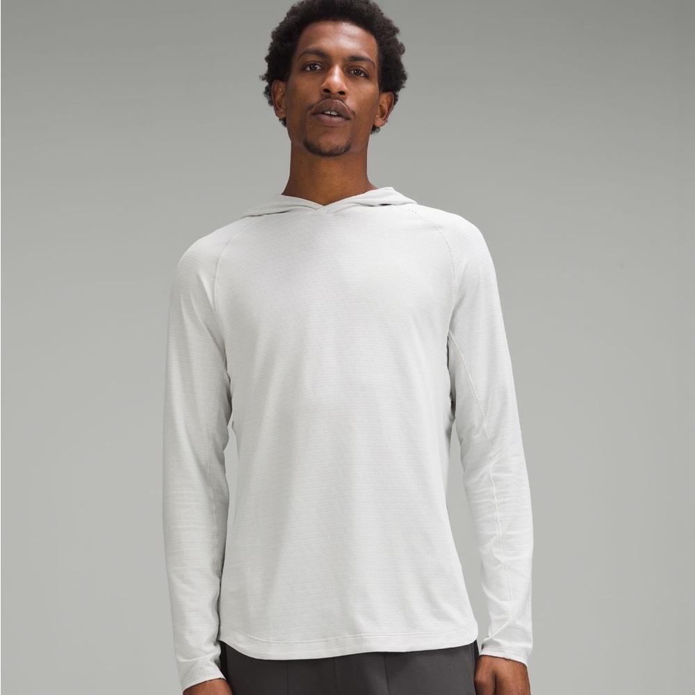 Lululemon men’s License to train hoodie in grey